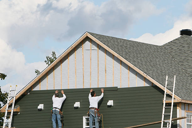 Professional Siding Repair technician working in Leasburg, NC