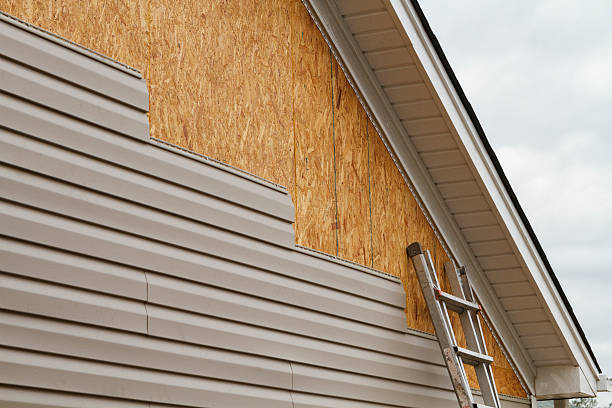 24/7 Emergency Siding Repair experts in Leasburg, NC